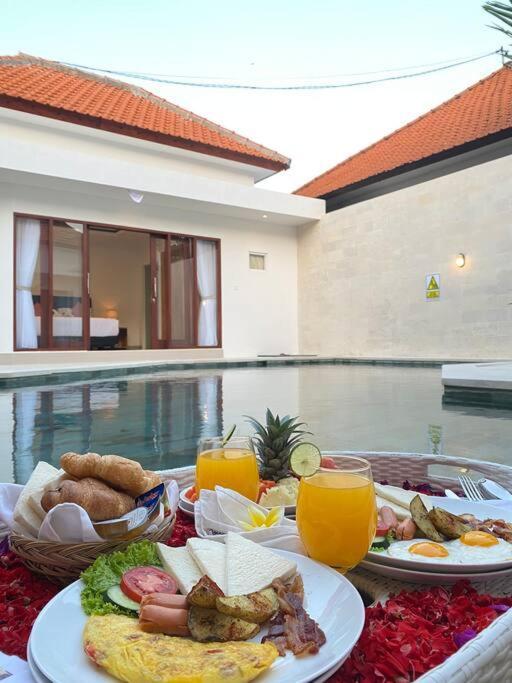 Villa Akmali Umalas 2Br With Private Pool & Jacuzzi Canggu  Exterior photo
